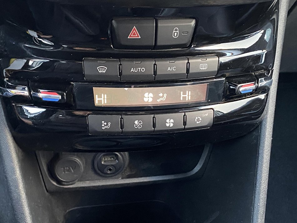 Peugeot 2008 1.2PT Allure