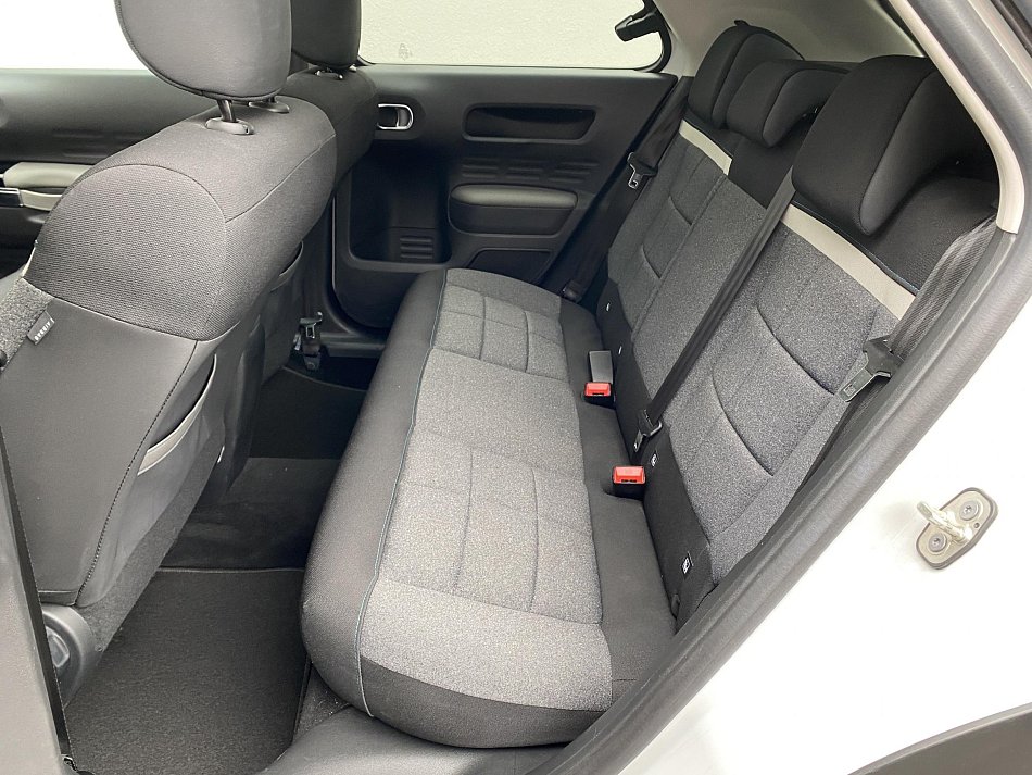 Citroën C4 Cactus 1.2 PT Shine