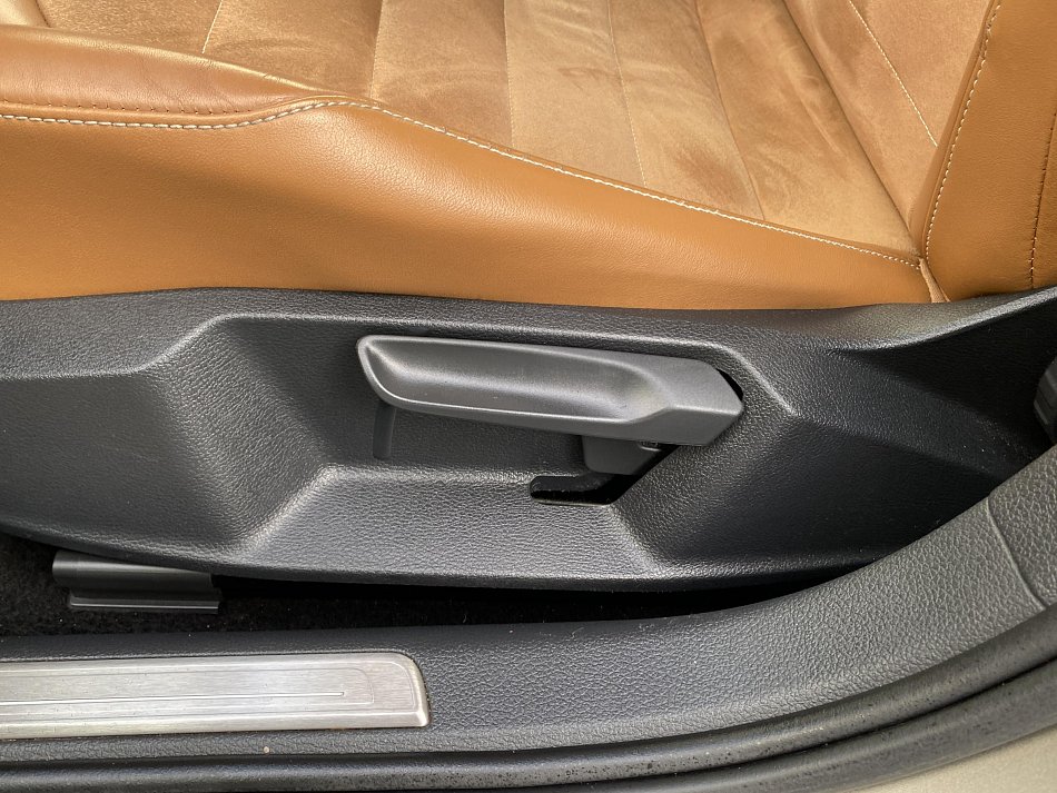 Volkswagen Golf 1.4 TSi 