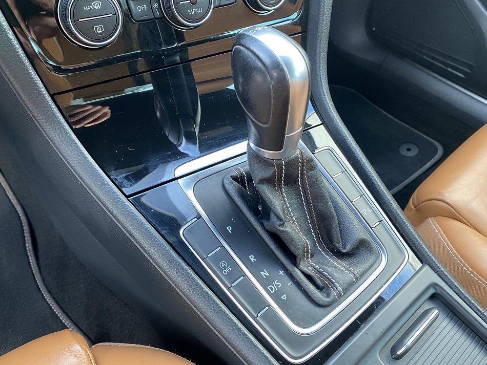 Volkswagen Golf 1.4 TSi 