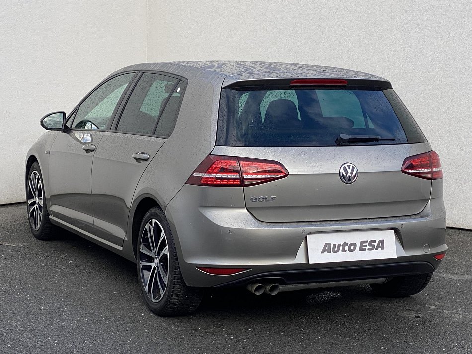 Volkswagen Golf 1.4 TSi 