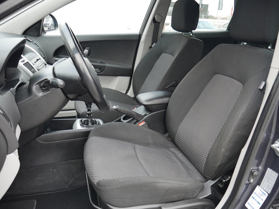 Kia Ceed 1.6 CVVT 