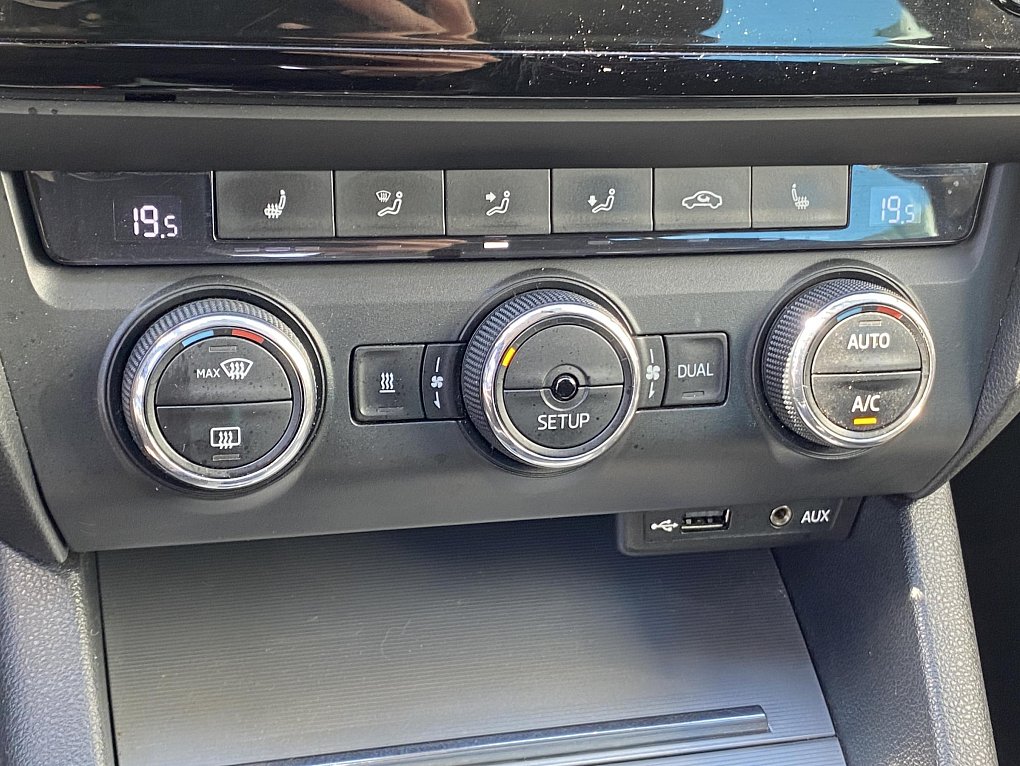 Škoda Octavia III 2.0 TDi Elegance