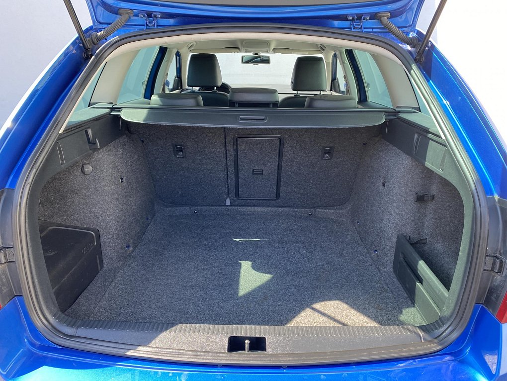 Škoda Octavia III 2.0 TDi Elegance