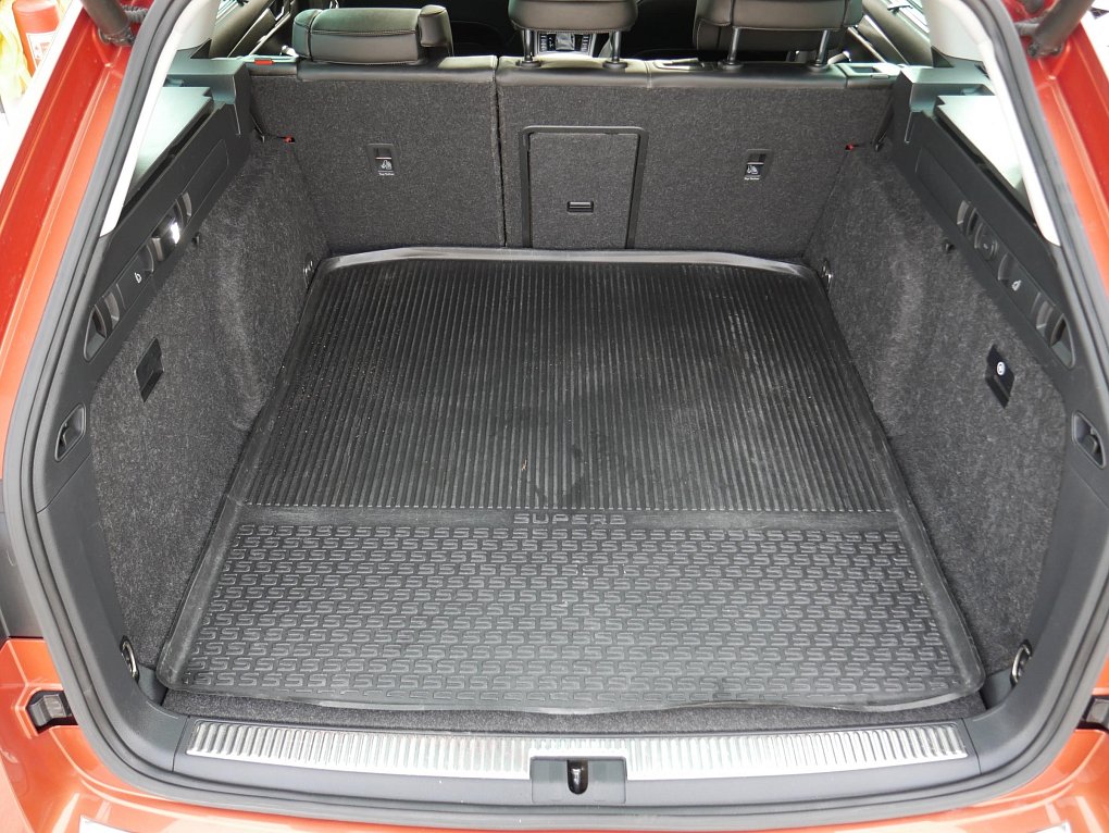 Škoda Superb III 2.0 TSi  4x4