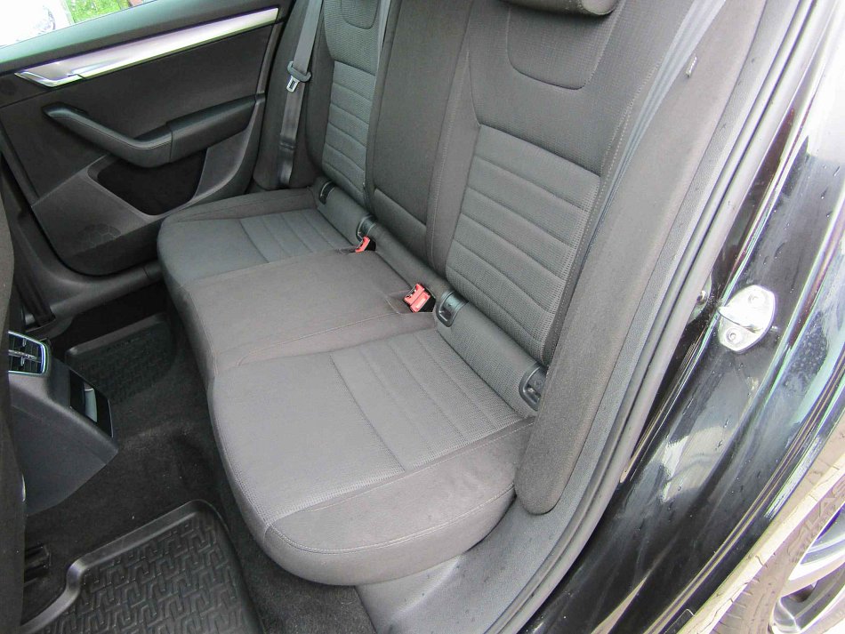 Škoda Octavia III 2.0TDi 
