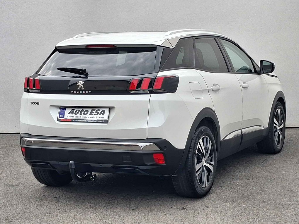 Peugeot 3008 1.2 PT Allure