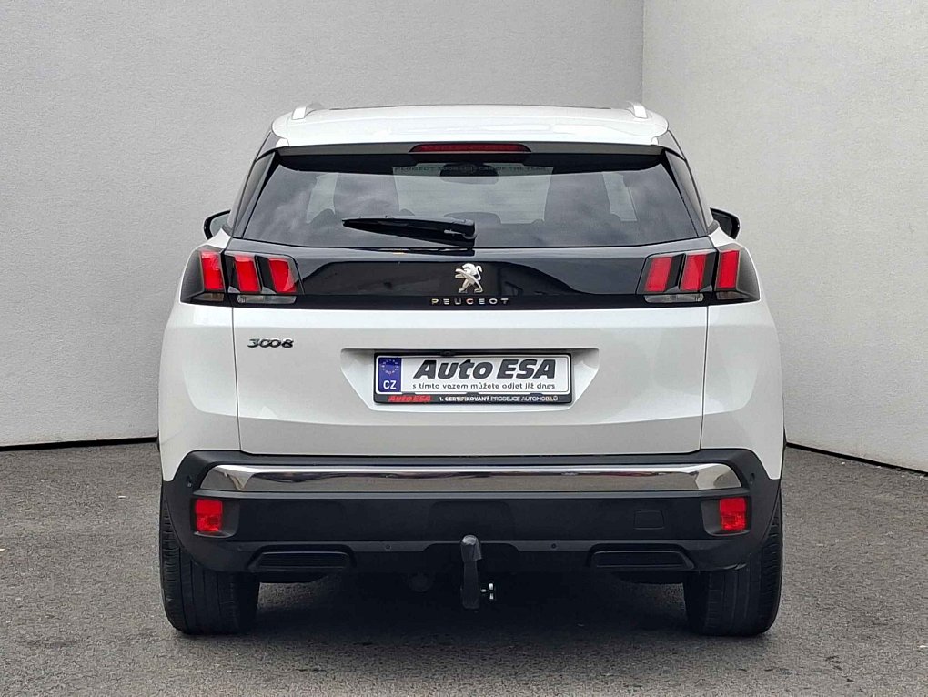 Peugeot 3008 1.2 PT Allure