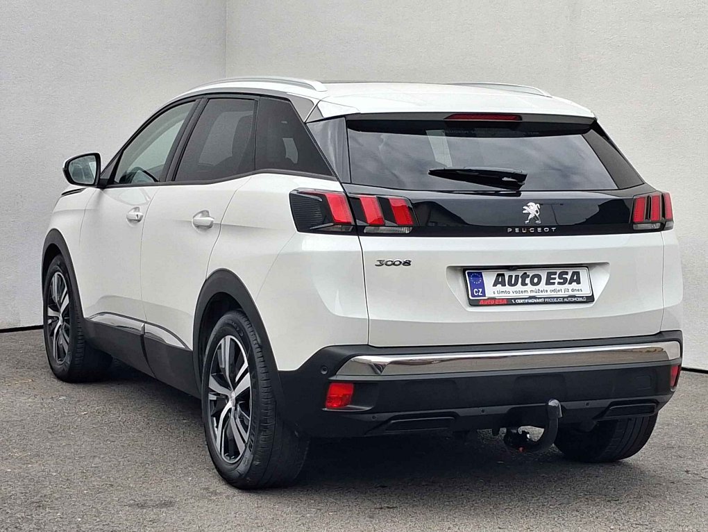 Peugeot 3008 1.2 PT Allure
