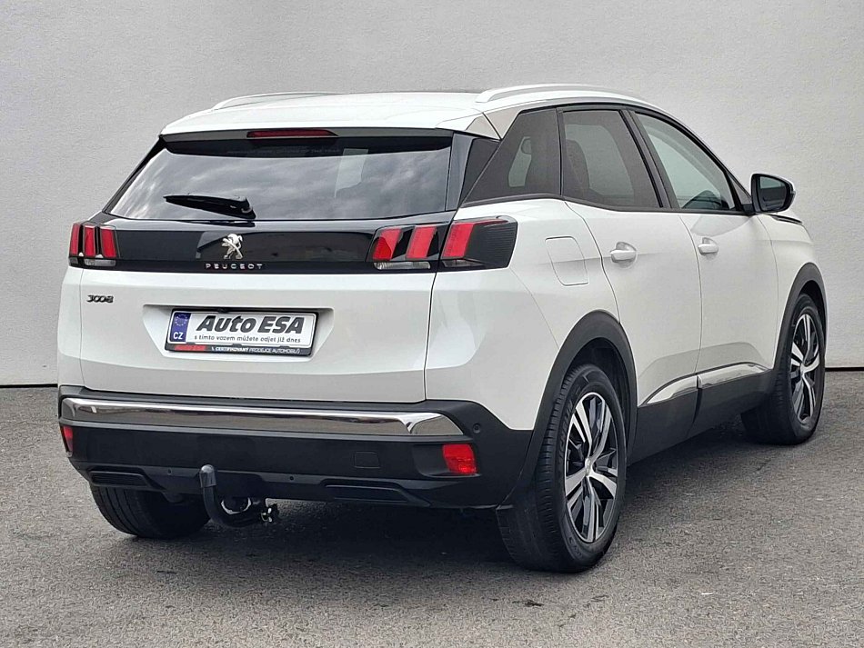 Peugeot 3008 1.2 PT Allure