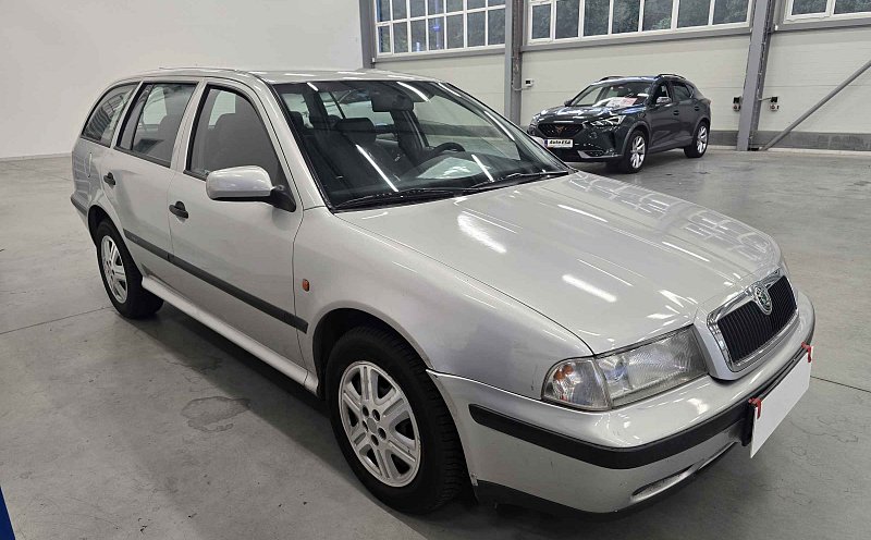 Škoda Octavia 1.8i 