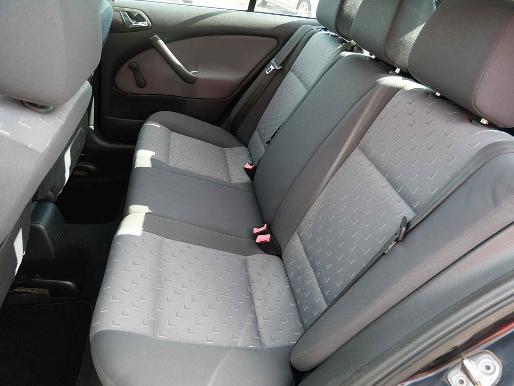 Škoda Octavia 1.6 i Tour