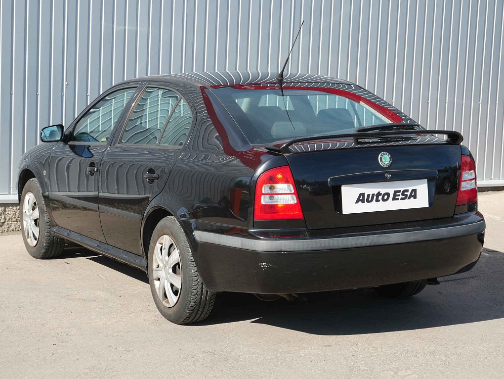 Škoda Octavia 1.6 i Tour