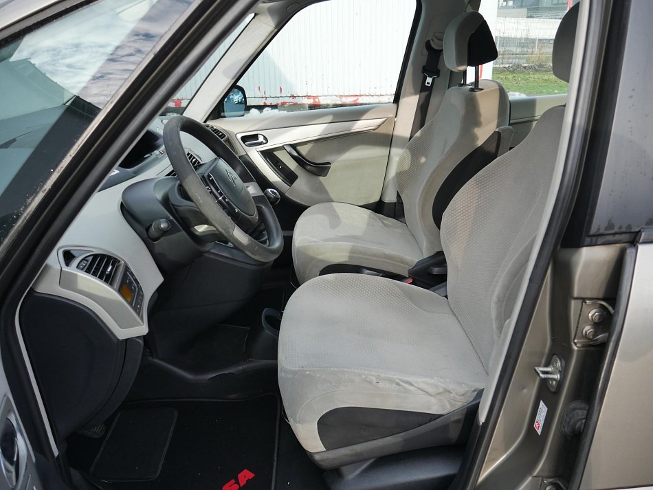 Citroën C4 Picasso 1.8i 