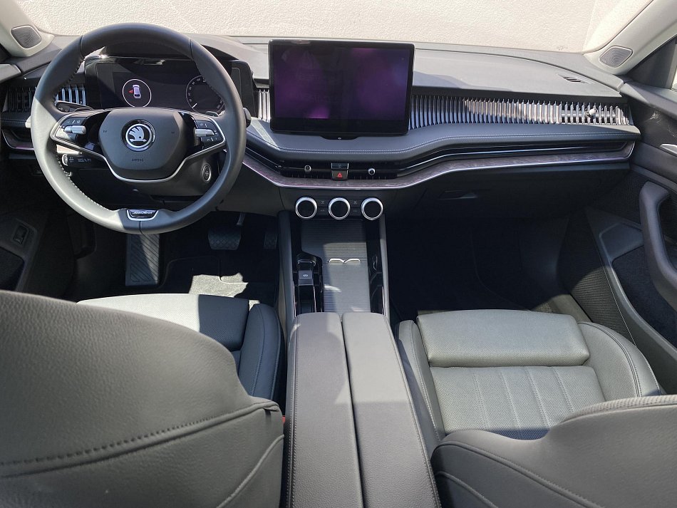 Škoda Superb IV 2.0 TSi L&K 4X4