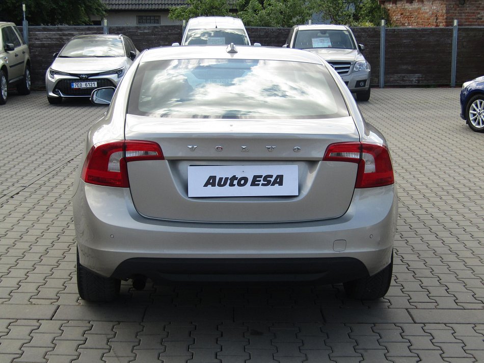 Volvo S60 2.0 D 
