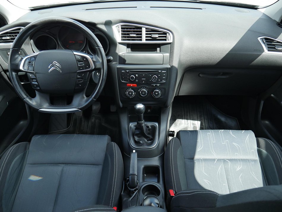 Citroën C4 1.6i 