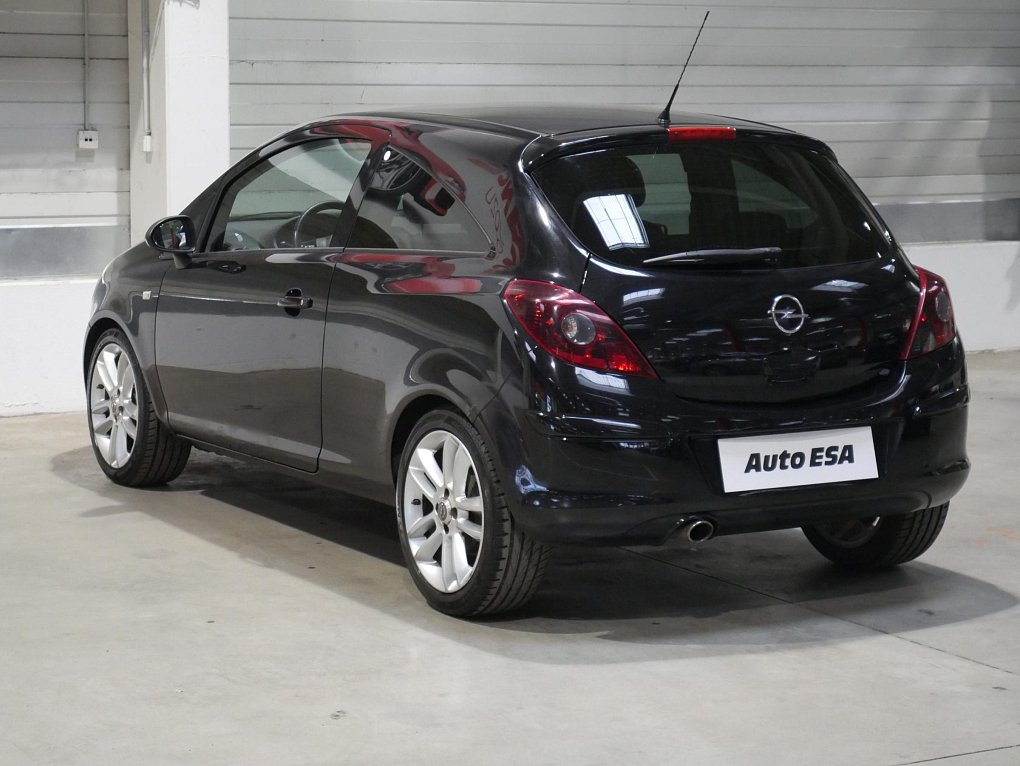 Opel Corsa 1.4i 