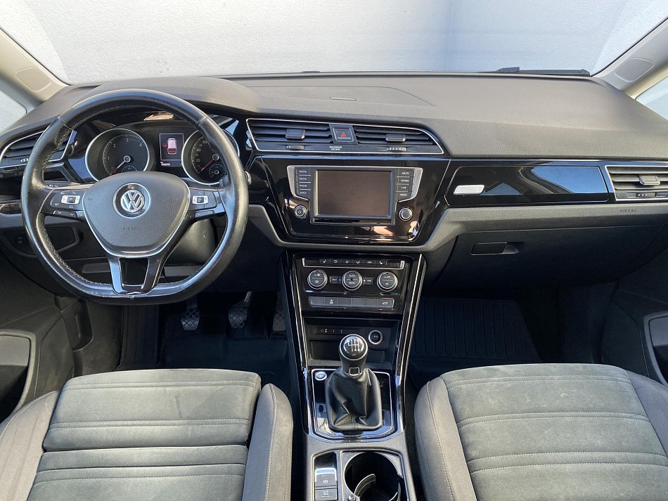 Volkswagen Touran 2.0TDi  7míst