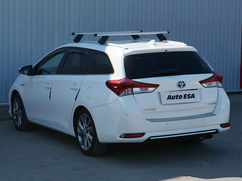 Toyota Auris 1.8HSD 