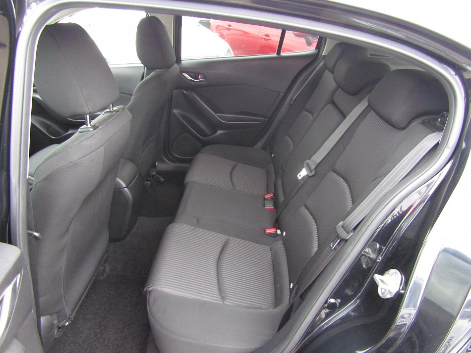 Mazda 3 2.0 i Sport