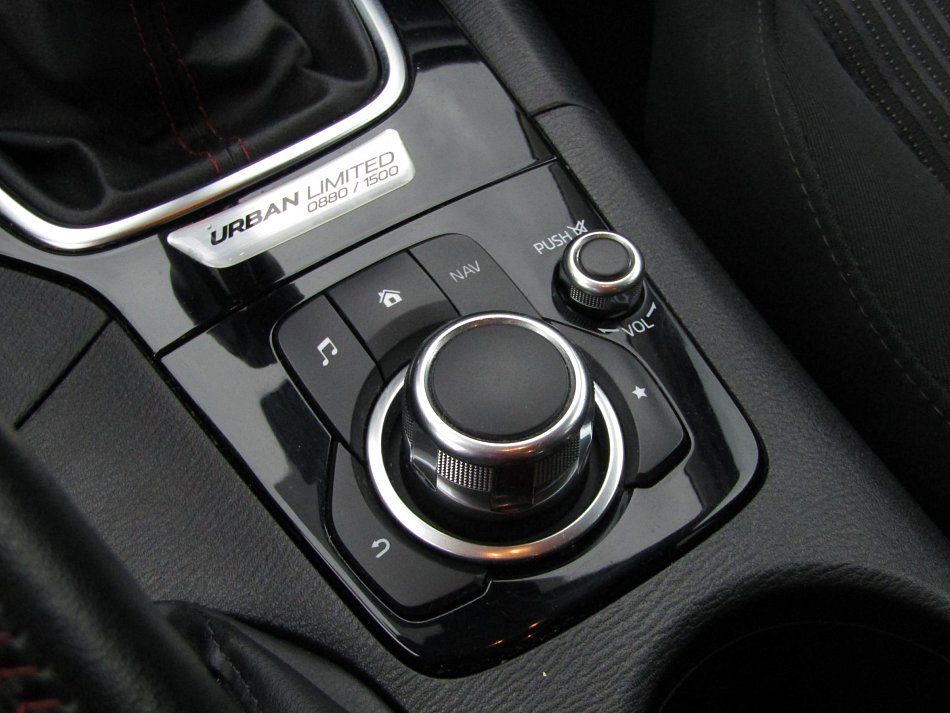 Mazda 3 2.0 i Sport