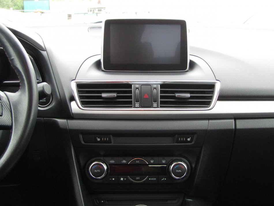 Mazda 3 2.0 i Sport