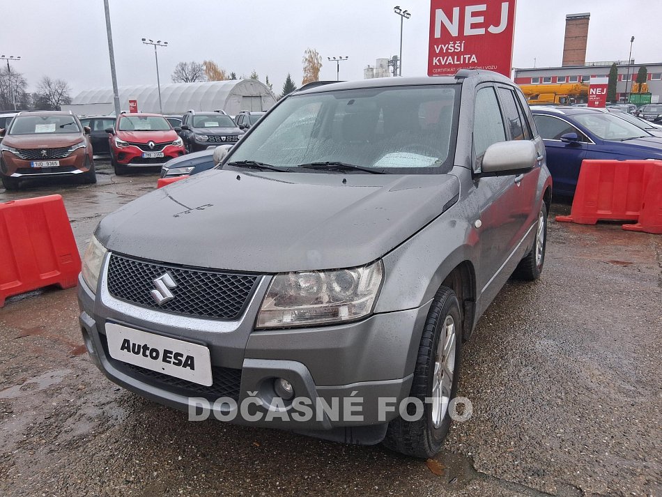 Suzuki Grand Vitara 2.0i  4x4