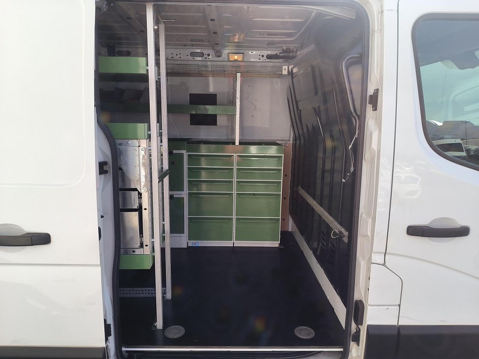 Renault Master 2.3dCi  L1H1 DÍLNA