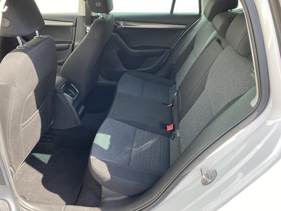 Škoda Octavia III 1.6 TDi Soleil