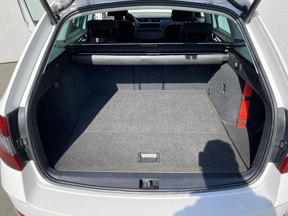 Škoda Octavia III 1.6 TDi Soleil