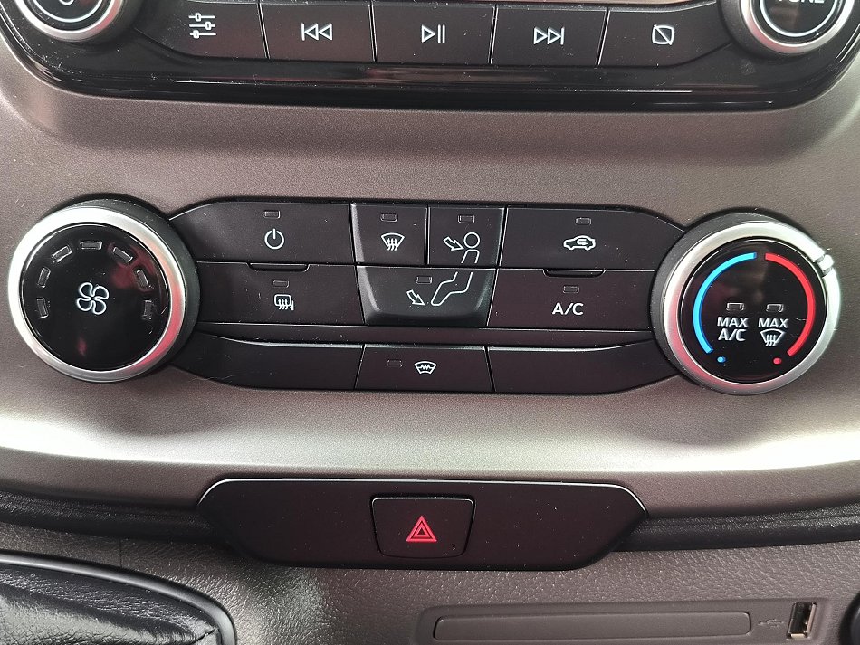 Ford Transit Custom 2.0TDCi  DÍLNA SORTIMO