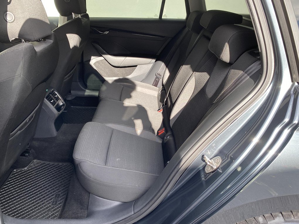 Škoda Octavia IV 2.0 TDi Ambition