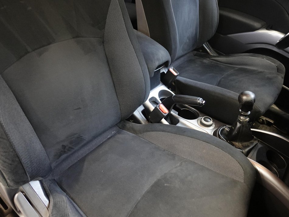 Mitsubishi Outlander 2.0 Di-D  4x4, 7míst