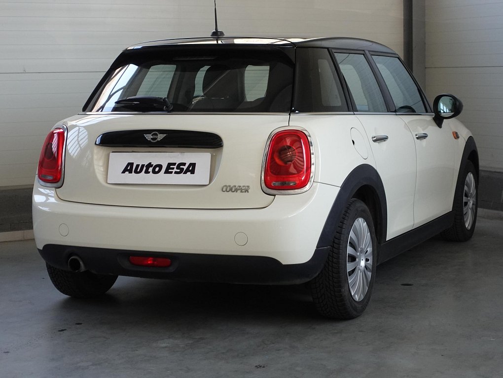 Mini Cooper 1.5i 