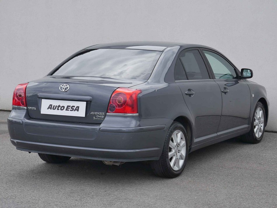 Toyota Avensis 2.2 D4D 