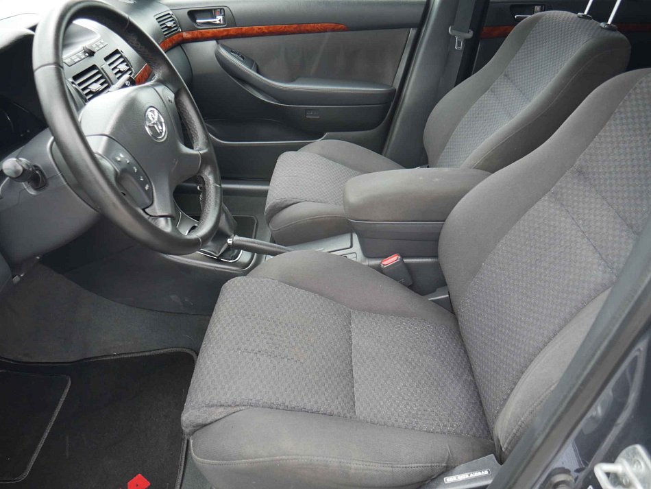 Toyota Avensis 2.2 D4D 