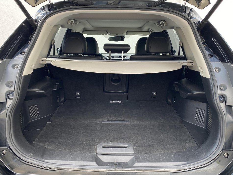 Nissan X-Trail 1.6 dCi Tekna