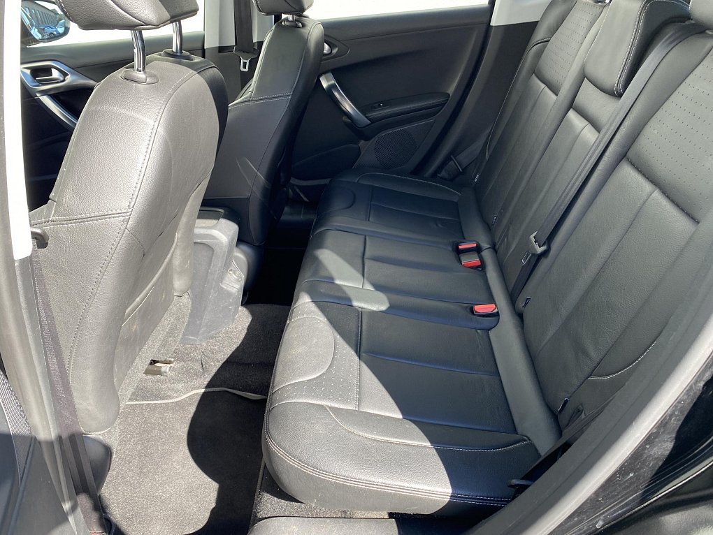 Peugeot 2008 1.6 VTi 