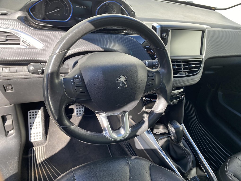Peugeot 2008 1.6 VTi 