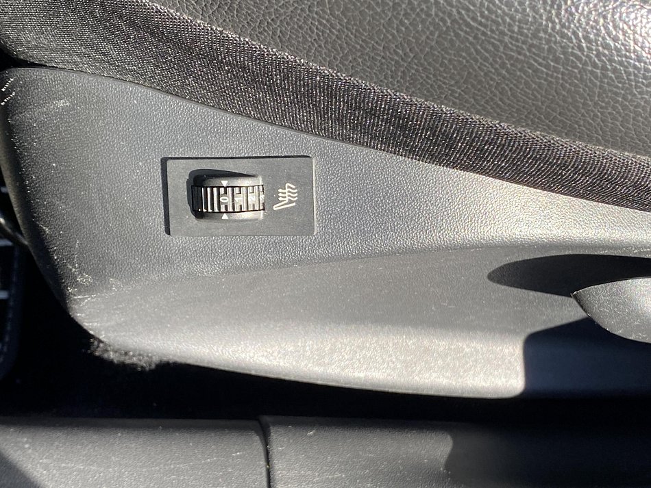 Peugeot 2008 1.6 VTi 