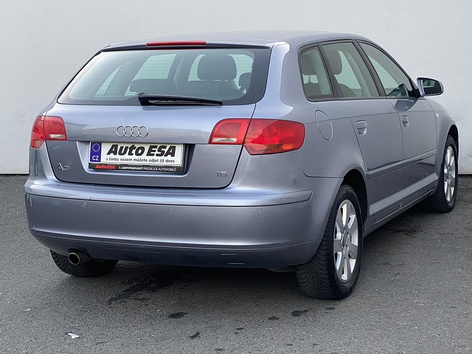 Audi A3 1.6i 
