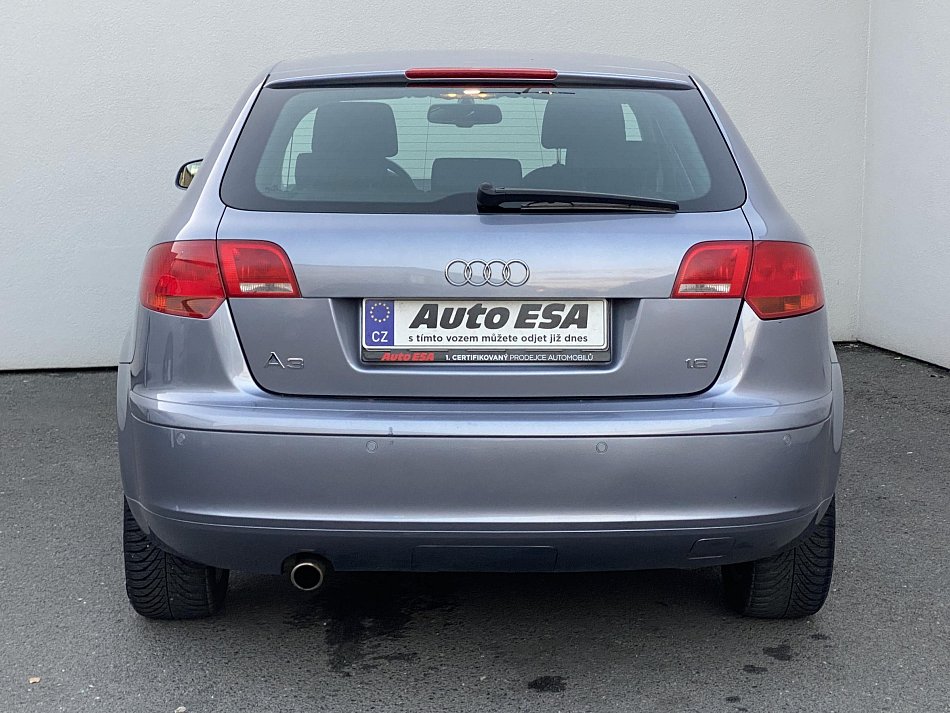 Audi A3 1.6i 