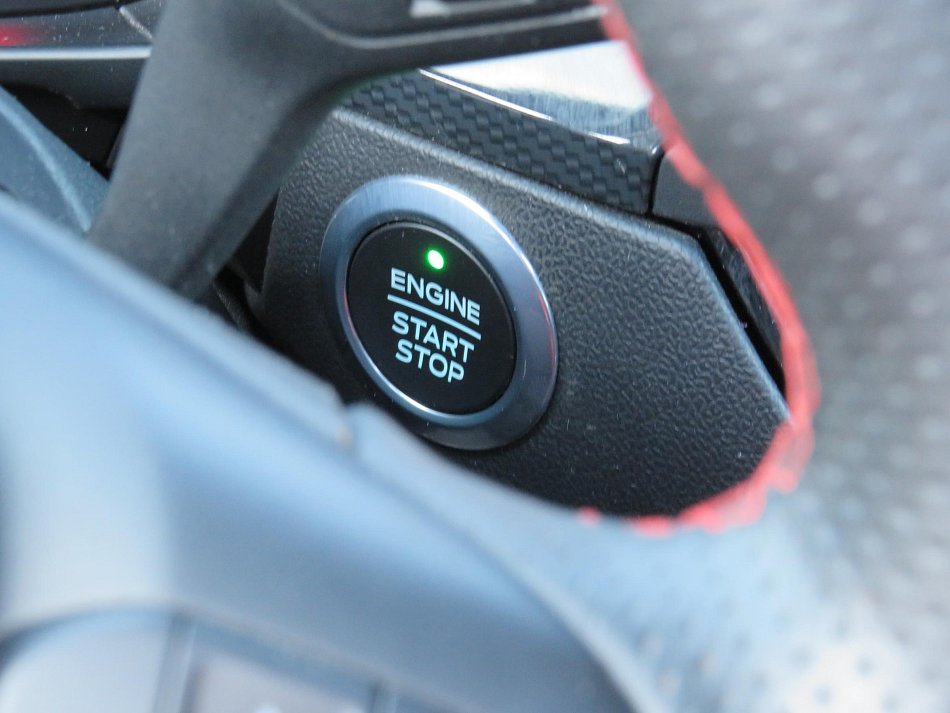 Ford Focus 1.0 EB ST-Line