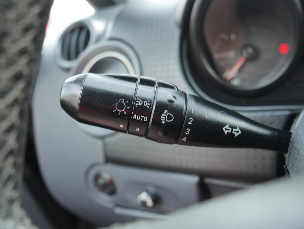 Mitsubishi Colt 1.3i 