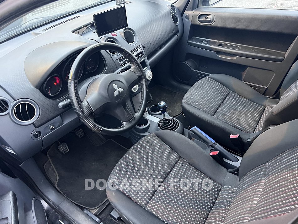 Mitsubishi Colt 1.3i 