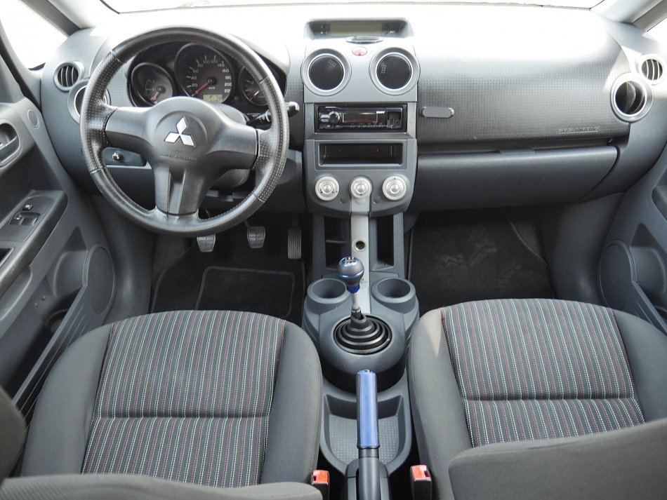 Mitsubishi Colt 1.3i 