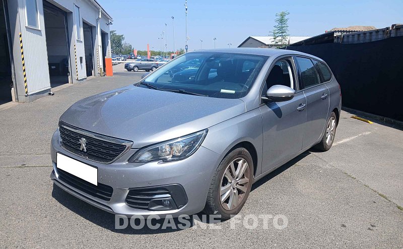 Peugeot 308 1.6 hdi 