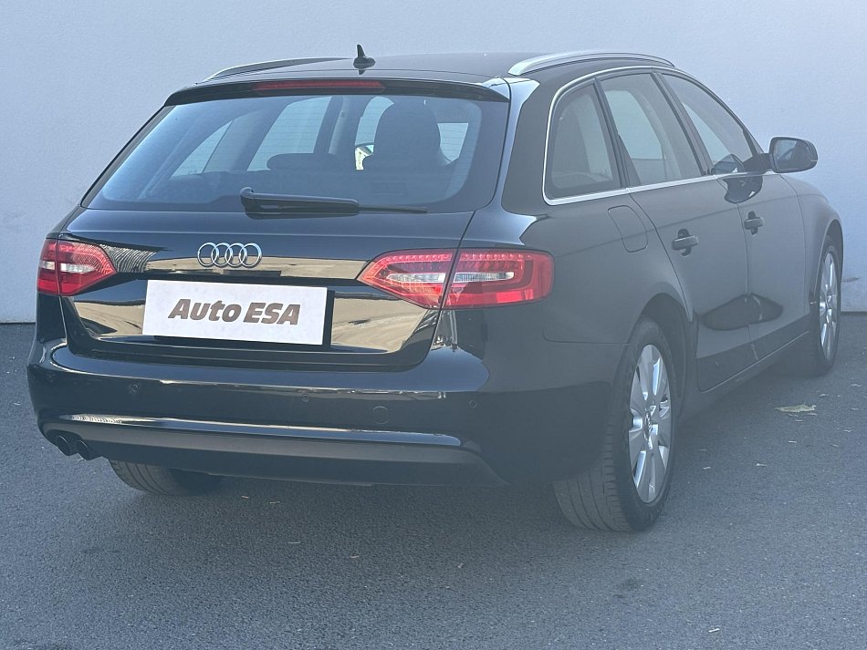 Audi A4 2.0 TDi 