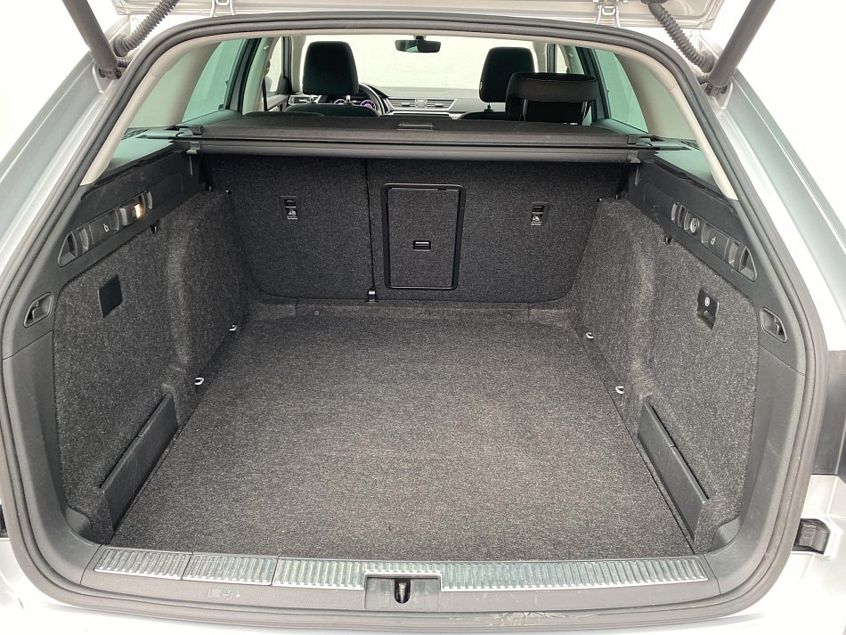 Škoda Superb III 2.0 TDi Style